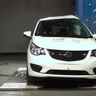 Opel Karl - Pole crash test 2017