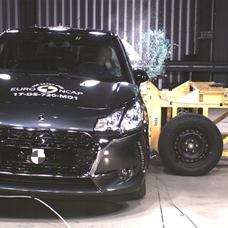 DS 3 - Side crash test 2017