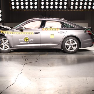 Audi A6 - Frontal Offset Impact test 2018