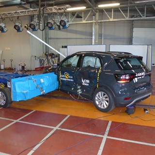 Volkswagen T-Cross - Side crash test 2019 - after crash