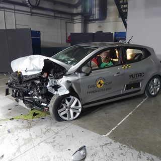 Renault Clio - Frontal Offset Impact test 2019 - after crash