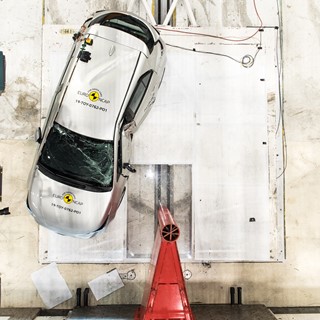 Toyota Corolla - Pole crash test 2019 - after crash