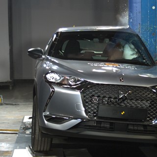 DS 3 Crossback - Pole crash test 2019