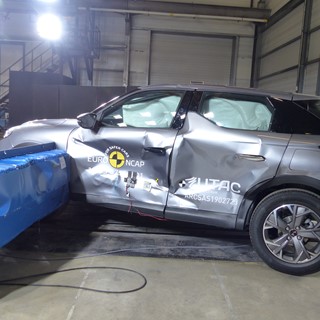 DS 3 Crossback - Side crash test 2019 - after crash