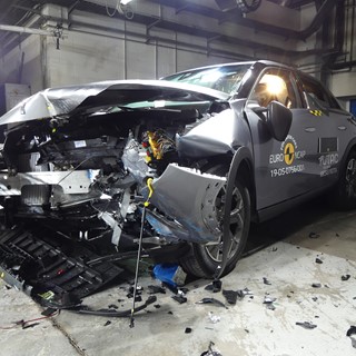 DS 3 Crossback - Frontal Offset Impact test 2019 - after crash