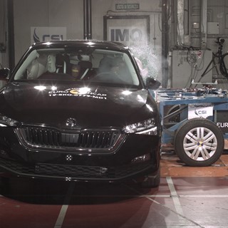 Skoda Scala - Side crash test 2019