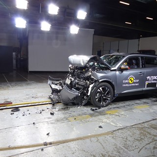 Peugeot 2008 - Frontal Full Width test 2019 - after crash