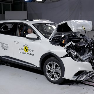 MG HS - Frontal Full Width test 2019 - after crash