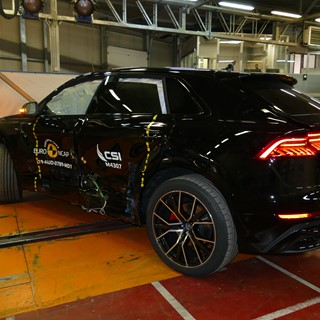 Audi Q8 - Side crash test 2019 - after crash