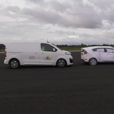 Peugeot Expert - 2021 Commercial Van Safety - on test 2