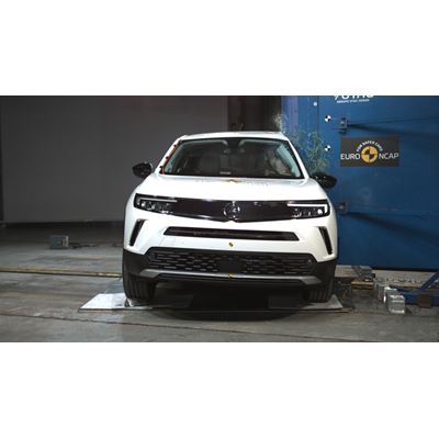 Opel/Vauxhall Mokka-e - Side Pole test 2021