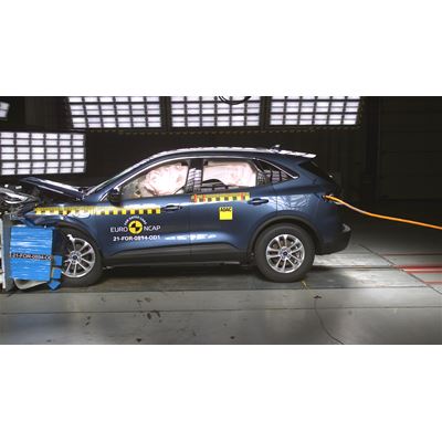 Ford Kuga PHEV - Frontal Offset Impact test 2019