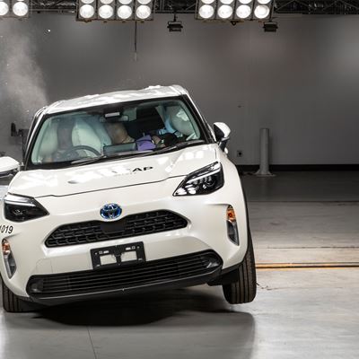 Toyota Yaris Cross - Far-Side impact test 2021