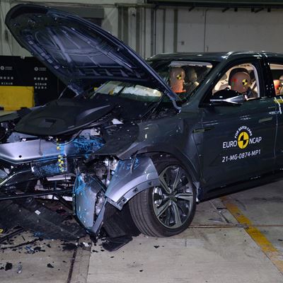 MG Marvel R - Mobile Progressive Deformable Barrier test 2021 - after crash