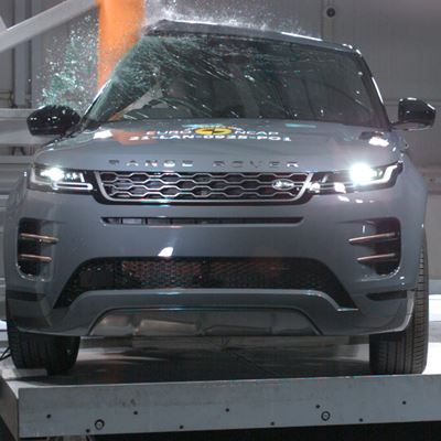 Range Rover Evoque PHEV - Pole crash test 2019