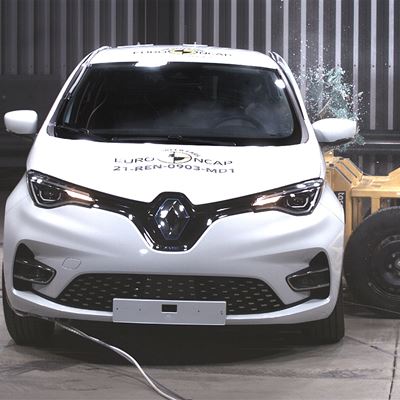Renault ZOE - Side Mobile Barrier test 2021