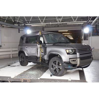 Land Rover Defender PHEV - Side Pole test 2020 - after crash