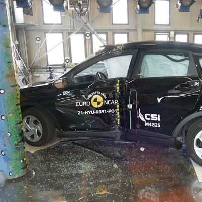 Hyundai Bayon - Side Pole test 2021 - after crash