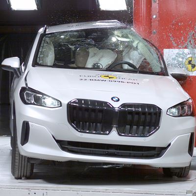 BMW 2 Series Active Tourer - Side Pole test 2022