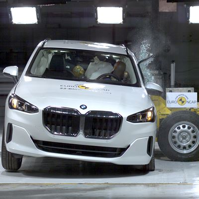 BMW 2 Series Active Tourer - Side Mobile Barrier test 2022