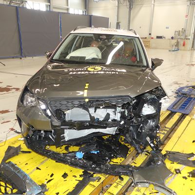 SEAT Arona - Mobile Progressive Deformable Barrier test 2022 - after crash