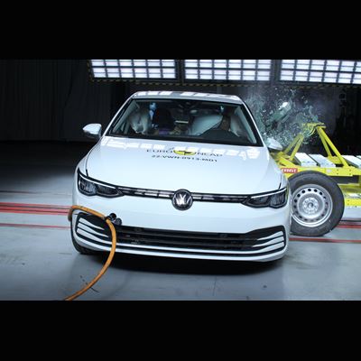 VW Golf - Side Mobile Barrier test 2022