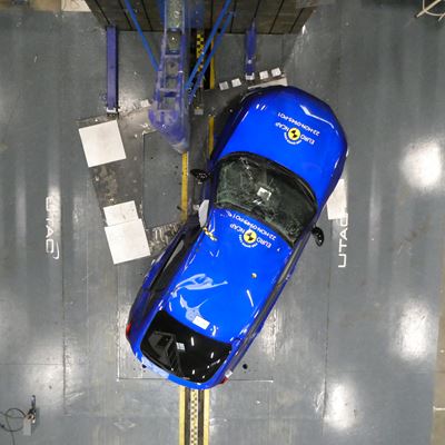 Honda Civic - Side Pole test 2022 - after crash