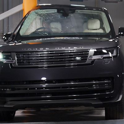 Range Rover - Side Pole test 2022