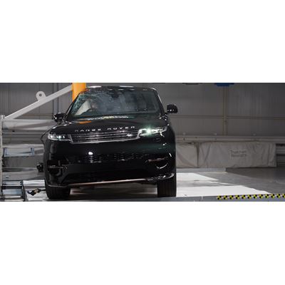 Range Rover Sport - Side Pole test 2022