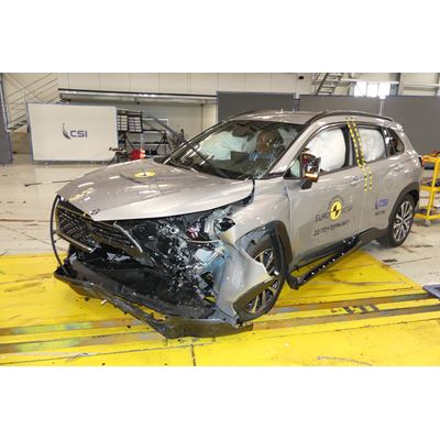 Toyota Corolla Cross - Mobile Progressive Deformable Barrier test 2022 - after crash