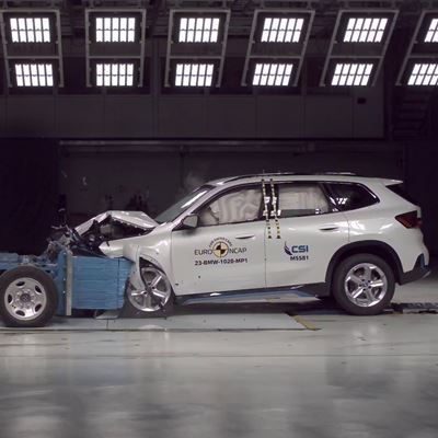 BMW iX1 - Mobile Progressive Deformable Barrier test 2022