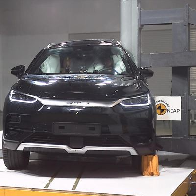 BYD TANG - Side Pole test 2023