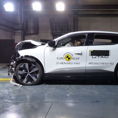 Renault Megane E-Tech - Full Width Rigid Barrier test 2022 - after crash