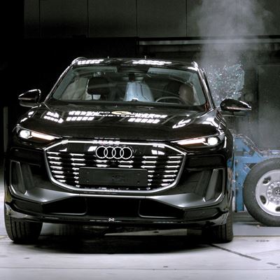 Audi Q6 e-tron - Side Mobile Barrier test 2024