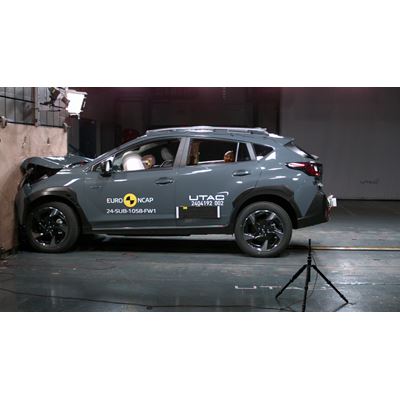 Subaru Crosstrek - Full Width Rigid Barrier test 2024