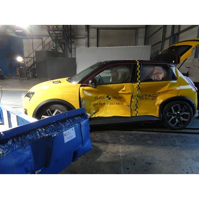 Renault 5 Side Mobile Barrier test 2024 after crash