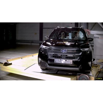 Subaru Forester Side Pole test 2024