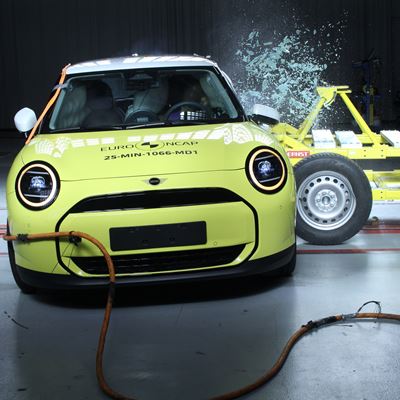 MINI Cooper E Side Mobile Barrier test 2025