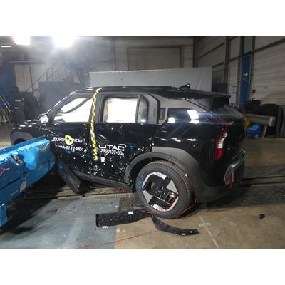 Kia EV3 Side Mobile Barrier test 2025 after crash