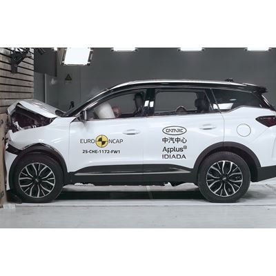 CHERY TIGGO 7 Full Width Rigid Barrier test 2025