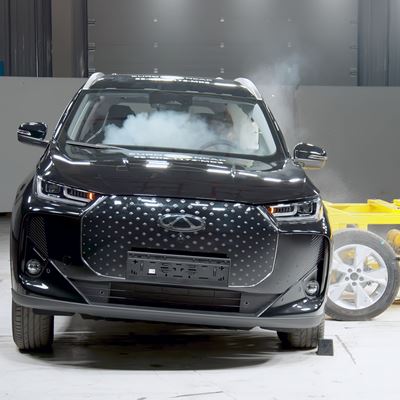 CHERY TIGGO 7 Side Mobile Barrier test 2025