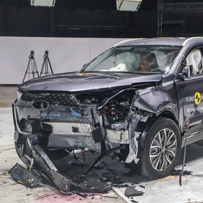 CHERY TIGGO 7 Mobile Progressive Deformable Barrier test 2025 after crash