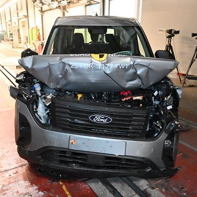 Ford Tourneo Courier Full Width Rigid Barrier test 2025 after crash