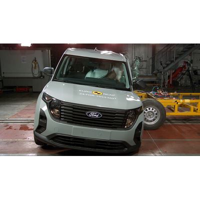 Ford Tourneo Courier 2024 Side Mobile Barrier test 2025