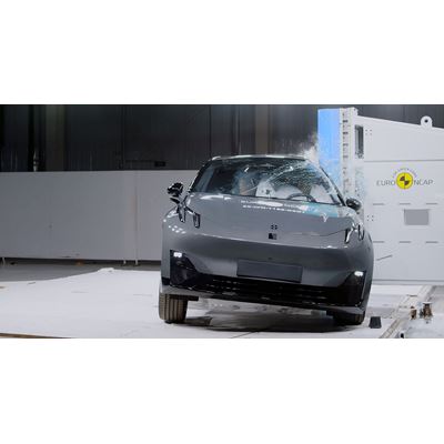 Lynk Co 02 Side Pole test 2025
