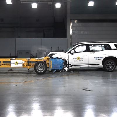 AION V Mobile Progressive Deformable Barrier test 2025