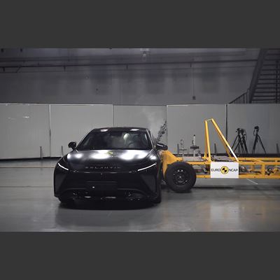 EXLANTIX ES Side Mobile Barrier test 2025
