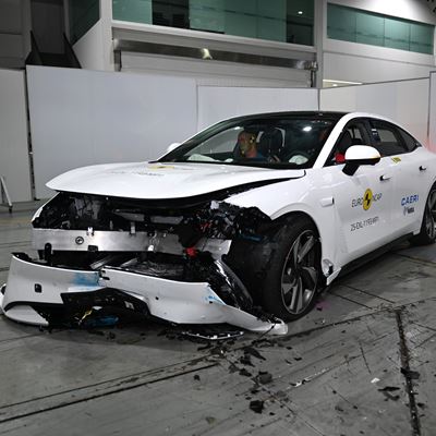 EXLANTIX ES Mobile Progressive Deformable Barrier test 2025 after crash