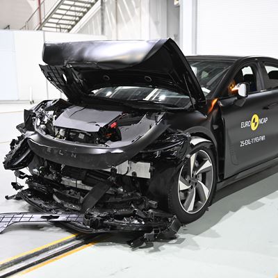 EXLANTIX ES Full Width Rigid Barrier test 2025 after crash