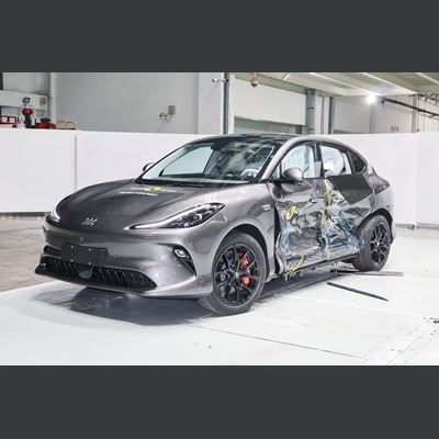 IM IM6 Side Mobile Barrier test 2025 after crash